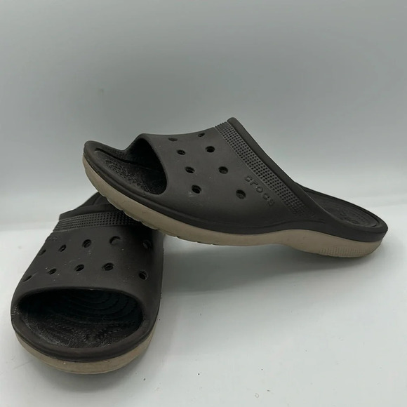 unisex two tone brown Crocs duet scutes slide sandals - men's 7, women's 9 - Picture 1 of 5
